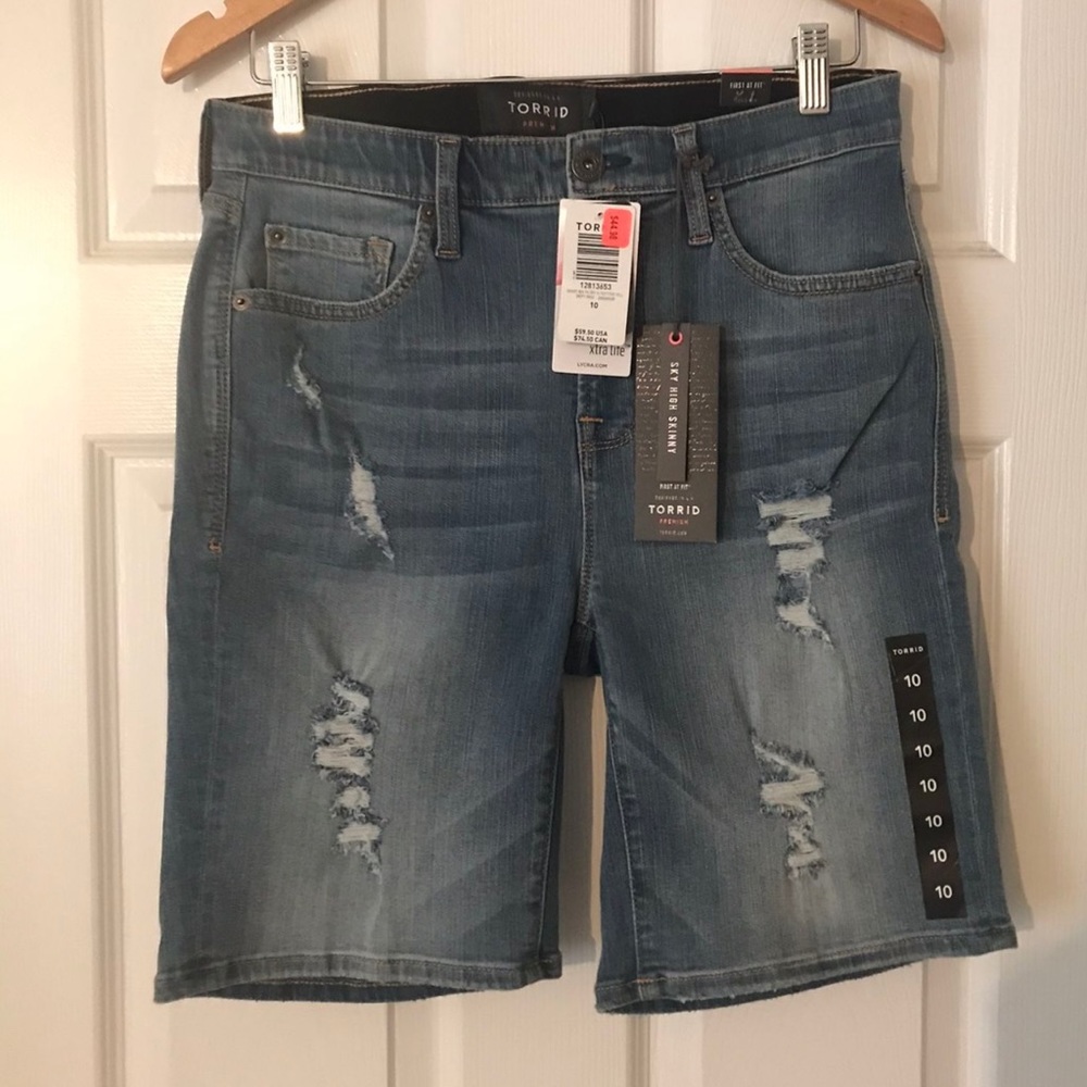 New Torrid Sky High Skinny Women’s Jean Shorts